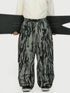 Men's Wild Motion Reflective Cargo Pockets Extra Baggy Snowboard Pants