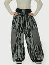 Women's Wild Motion Super Baggy Snow Pants – Reflective Colorblock Multi Pocket Design