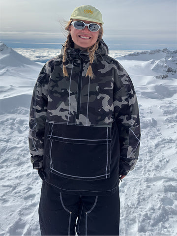 Women's All Season Mountain Vibe Streetstorm Pullover Camo Snowboard Jacket